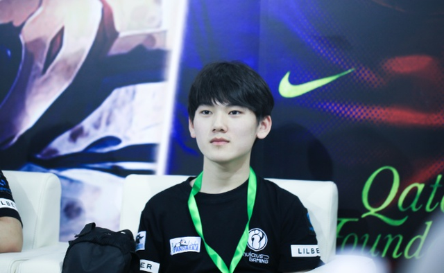 官方分享《 Arcane 2》上海首映活动照：演员万茜 +一众声优登台