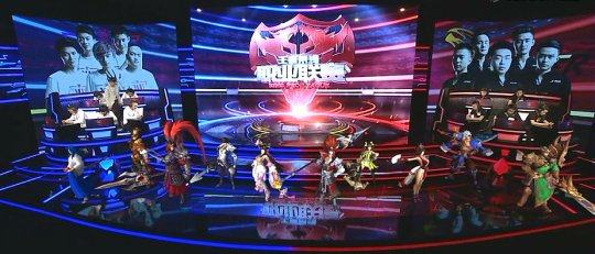 JiaQi 骑马真的很强！ JiaQi Kaisa 强行拿下四杀扭转局势并且 Royal Never Give Up 击败了 Anyone's Legend