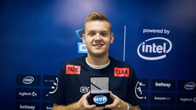 官方公告：VP 降级 n0rb3r7